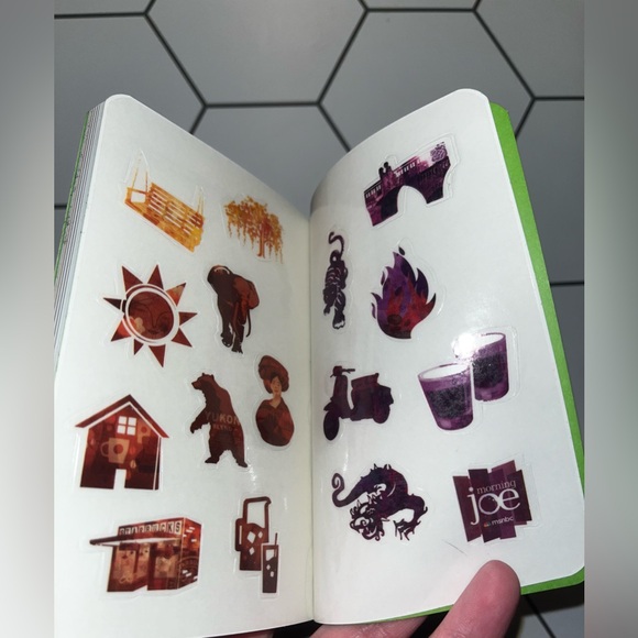 2011 Starbucks Partner Coffee Tasting Guidebook - Picture 3 of 3